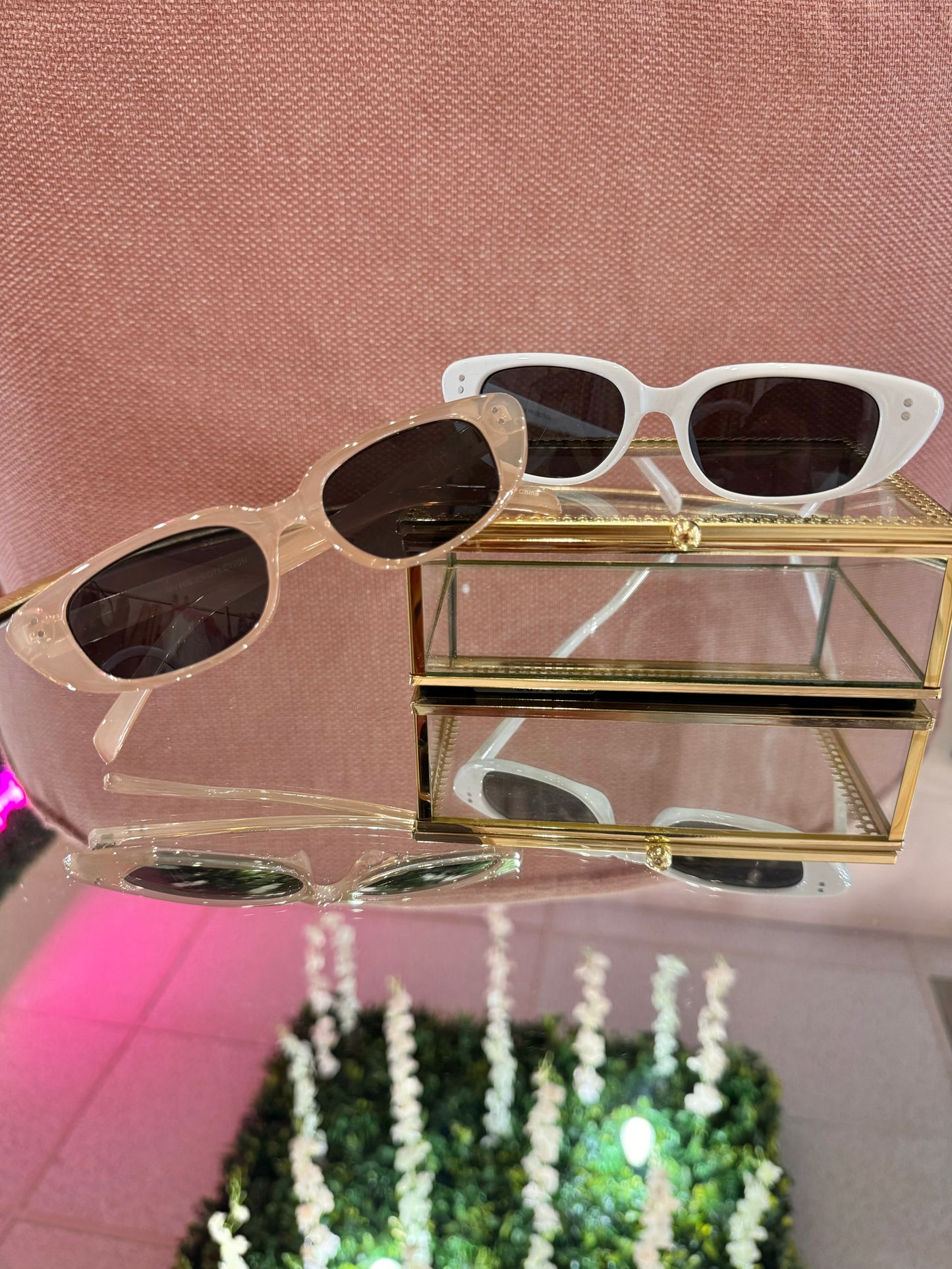 Retro Cat Eye Sunglasses