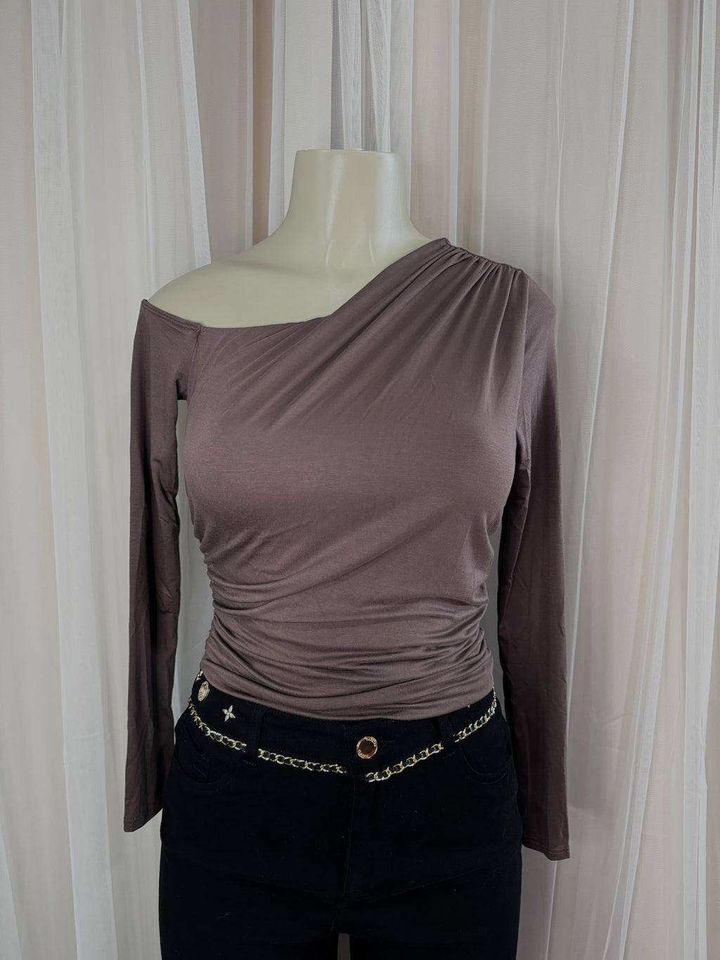 Naomi One-Shoulder Top