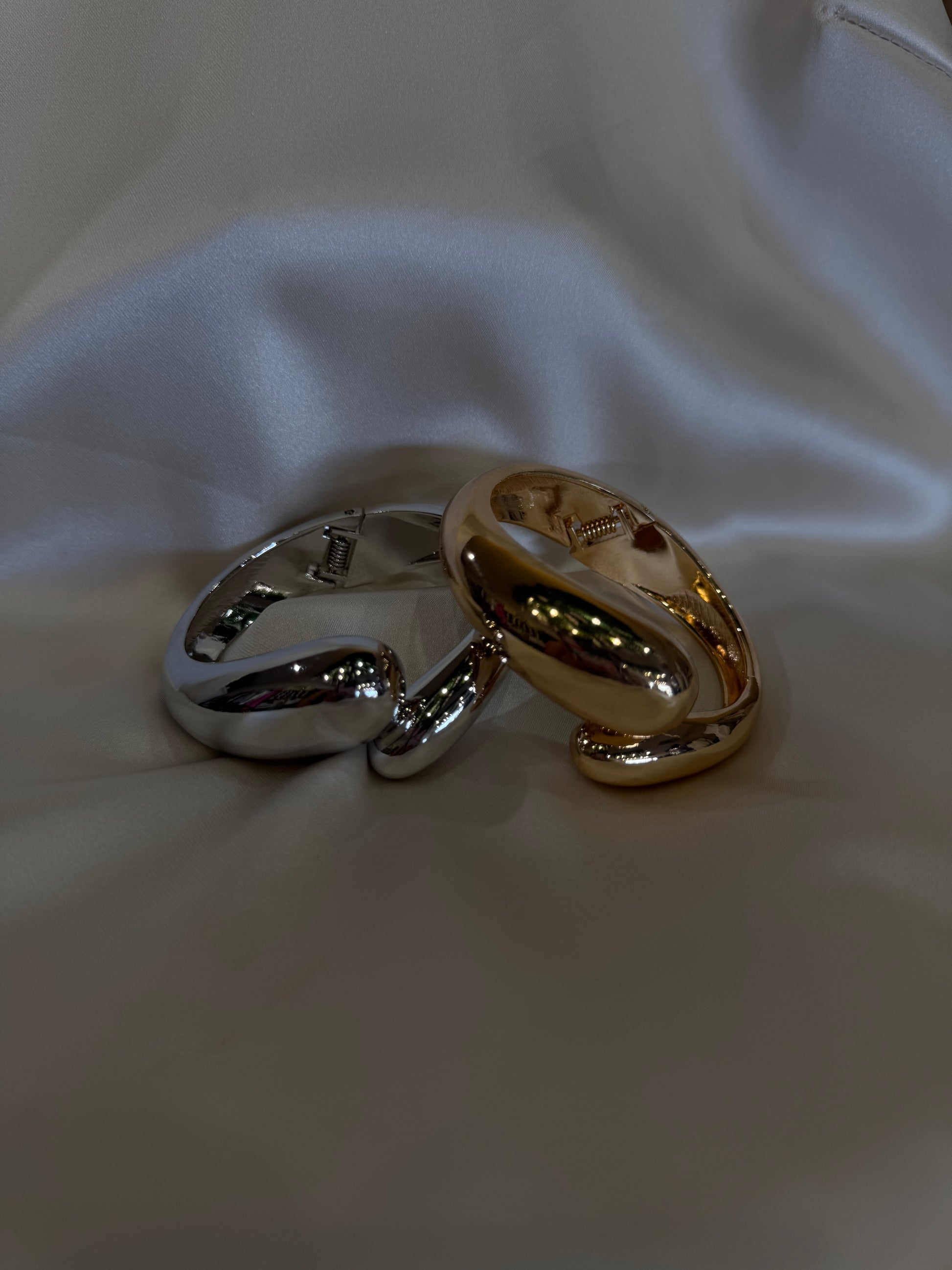 Tied Up Bangle