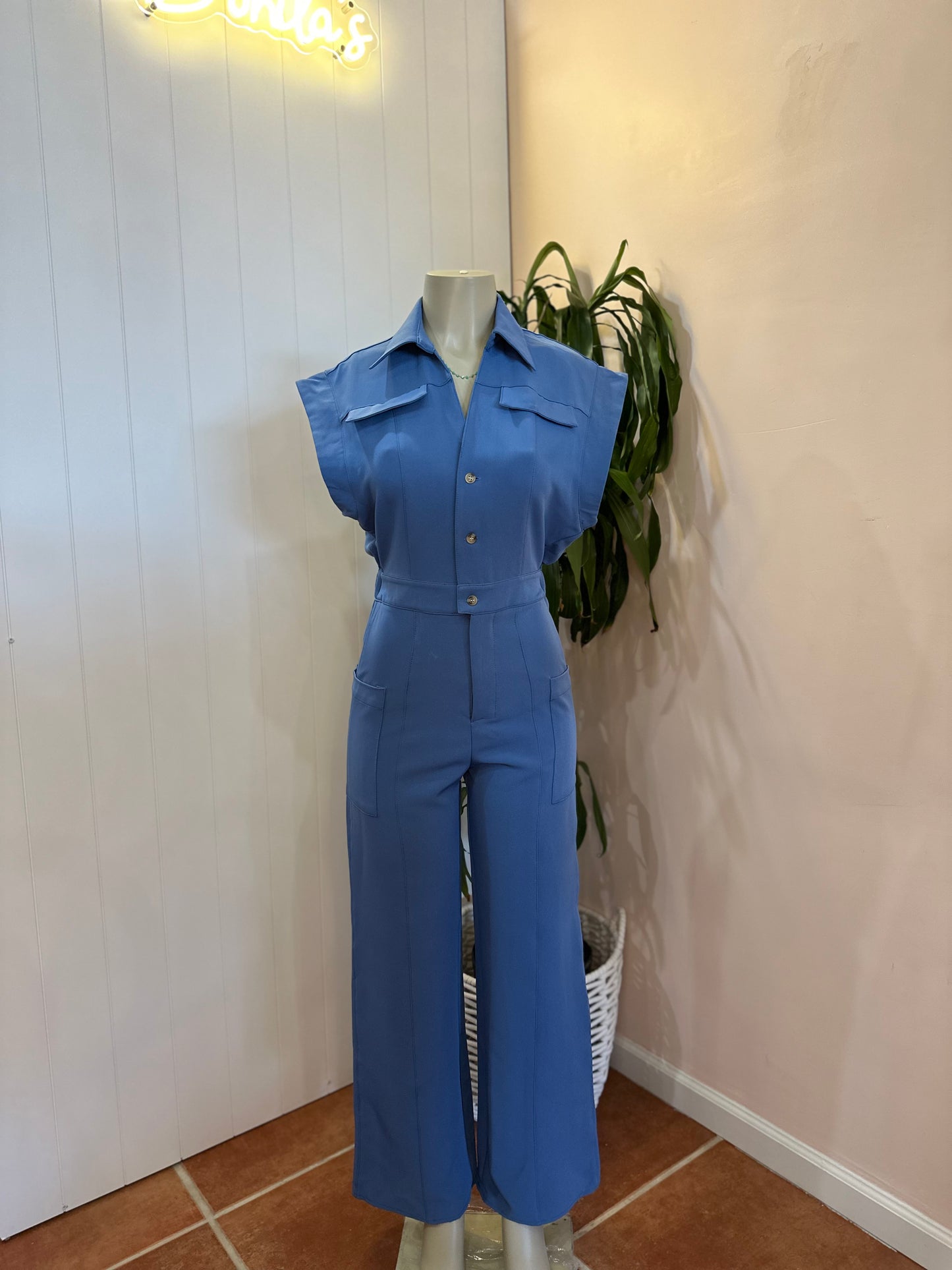 Business calls jumpsuit